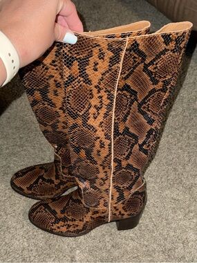 NWOT FRYE Snake Skin Print Leather Boots